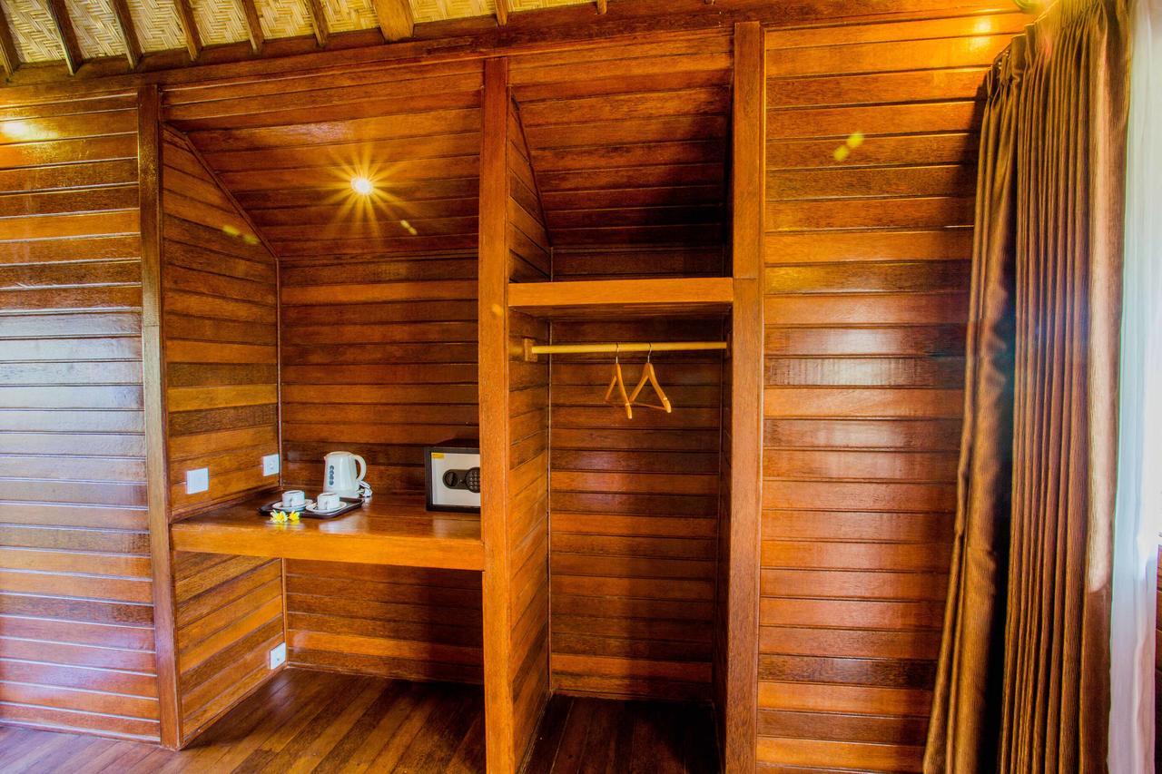 Отель Samanta Huts Нуса-Лембонган Экстерьер фото