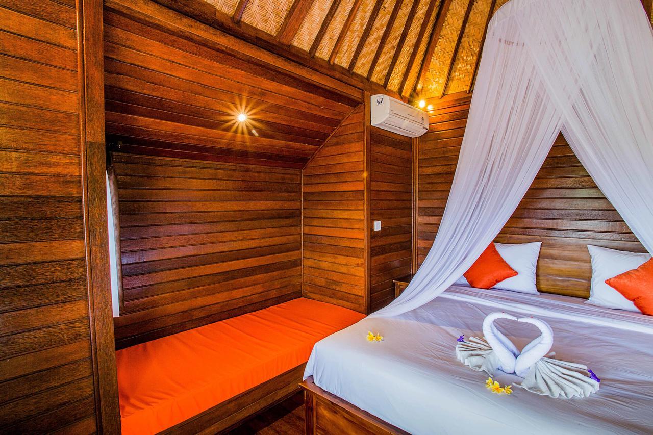Отель Samanta Huts Нуса-Лембонган Экстерьер фото